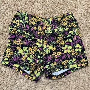 Fleo Floral Women's Shorts